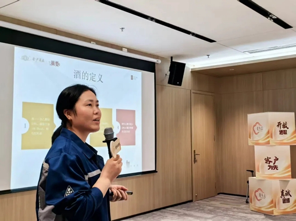 畢節市人大代表韋賀麗：立足崗位 奮力為畢節高質量發展貢獻力量